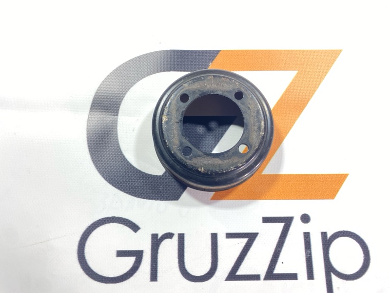 Шкив помпы Toyota Land Cruiser UZJ100W 2UZ-FE 2005 (б/у)