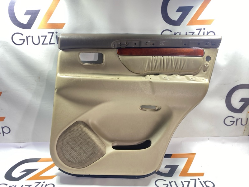 Дверная карта Toyota Land Cruiser Cygnus UZJ100W 2UZ-FE 1999 задняя правая (б/у)