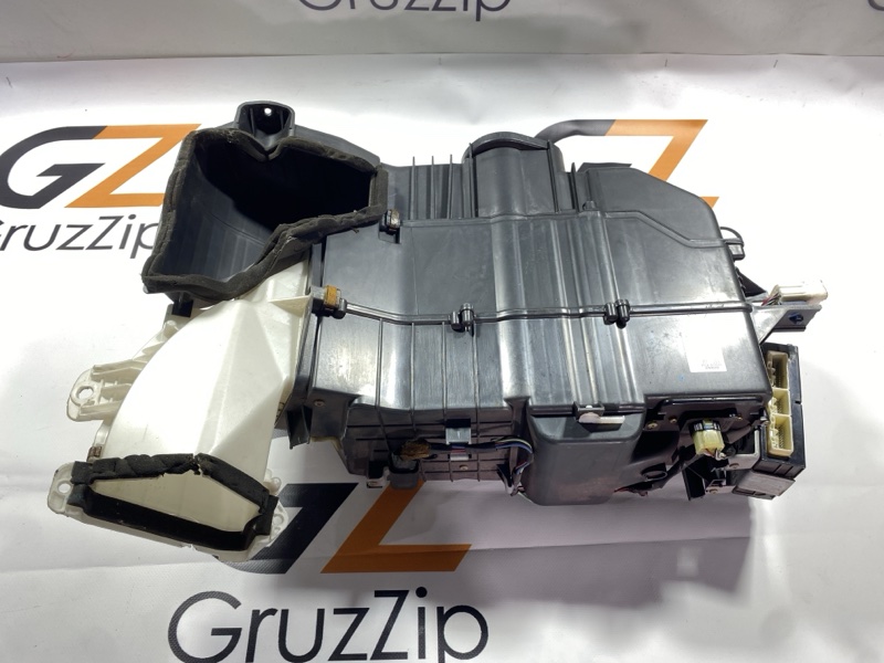 Печка в сборе Toyota Land Cruiser Cygnus UZJ100W 2UZ-FE 1999 задняя (б/у)