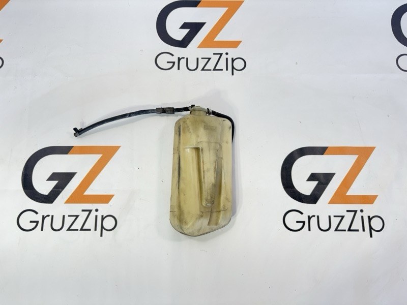 Бачок расширительный Isuzu Bighorn USB69GW 4JG2 1996 (б/у)