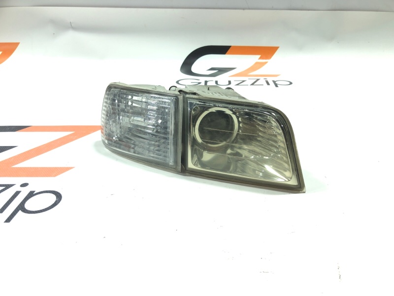 Туманка в бампер Toyota Hilux Surf TRN215W 2TR-FE 2005 левая (б/у)