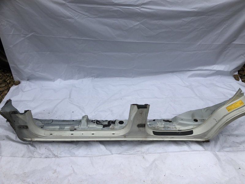 Порог кузовной Toyota Land Cruiser Prado KDJ120 1KD-FTV 2007 левый (б/у)