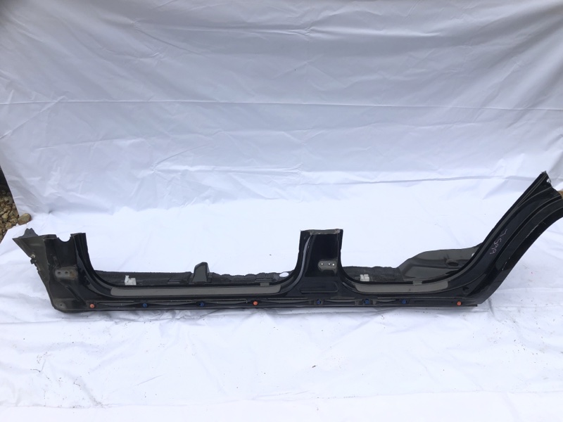 Порог кузовной Toyota Hilux Surf GRN215 1GR-FE 2008 левый (б/у)