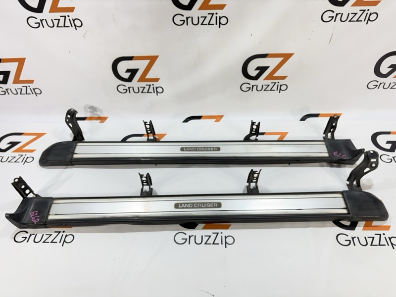 Подножка Toyota Land Cruiser Cygnus UZJ100W 2UZ-FE 1999 (б/у)