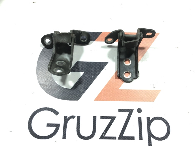 Петля двери Toyota Land Cruiser Cygnus UZJ100W 2UZ-FE 2002 задняя правая (б/у)
