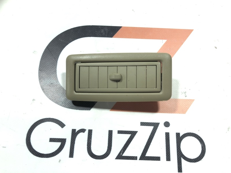 Дефлектор воздушный Toyota Land Cruiser UZJ200W 2UZ-FE 2008 (б/у)