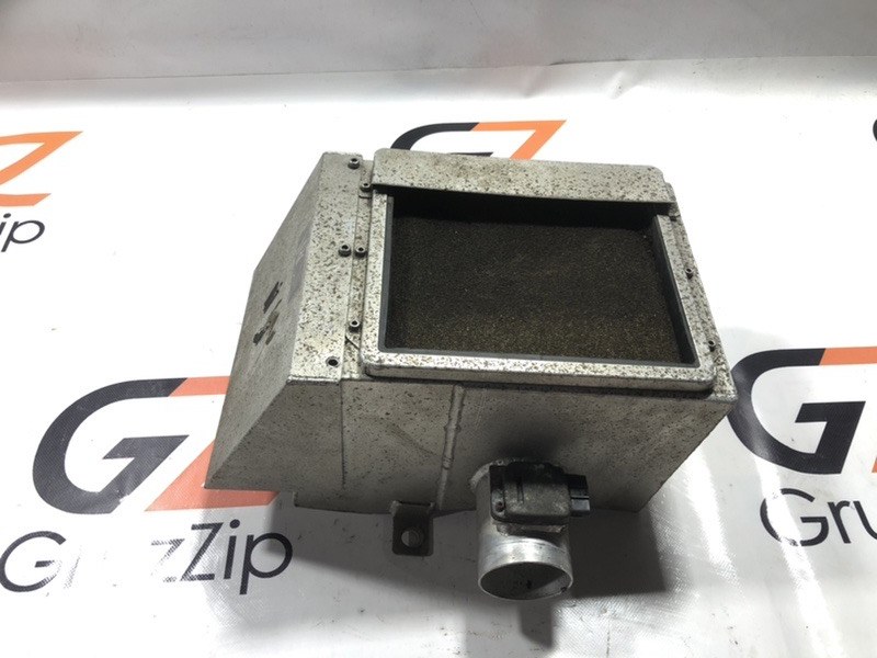 Холодный впуск фильтр Toyota Land Cruiser Cygnus UZJ100W 2UZ-FE 1999 (б/у)