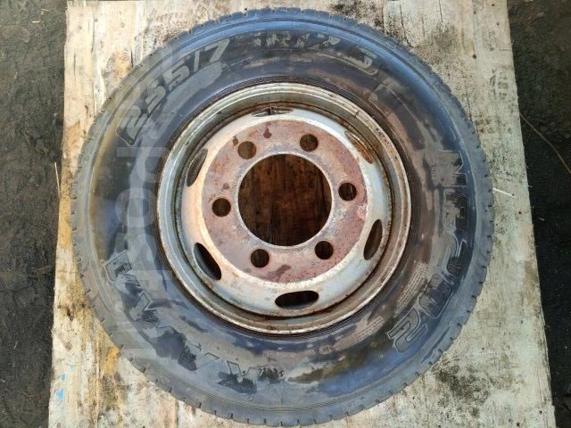 Шина 235/75R17.5 (б/у)