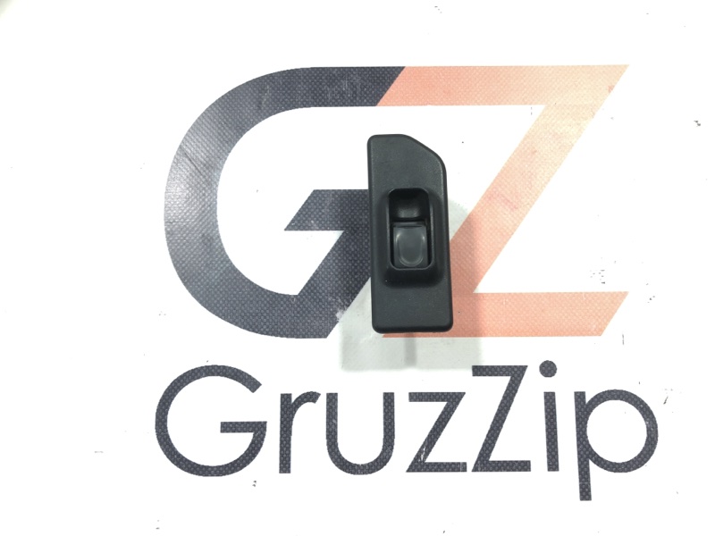 Кнопка стеклоподъемника Isuzu Bighorn USB69GW 4JG2 1996 задняя левая (б/у)