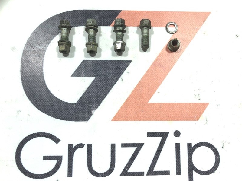 Болт карданного вала Toyota Land Cruiser Prado GRJ120W 1GR-FE 2007 (б/у)