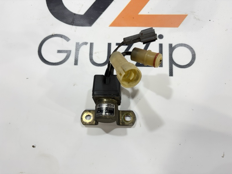Реле стартера Isuzu Forward FRR32 6HE1T 1995 (б/у)