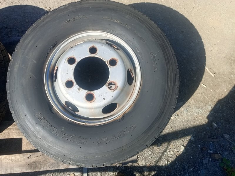 Шина 225/90 R17.5 (б/у)