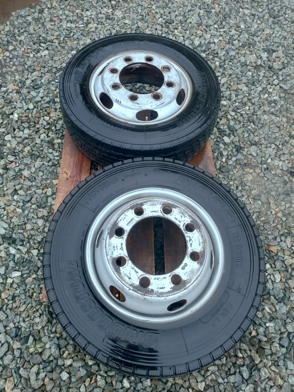 Шина 245/70 R19.5 (б/у)