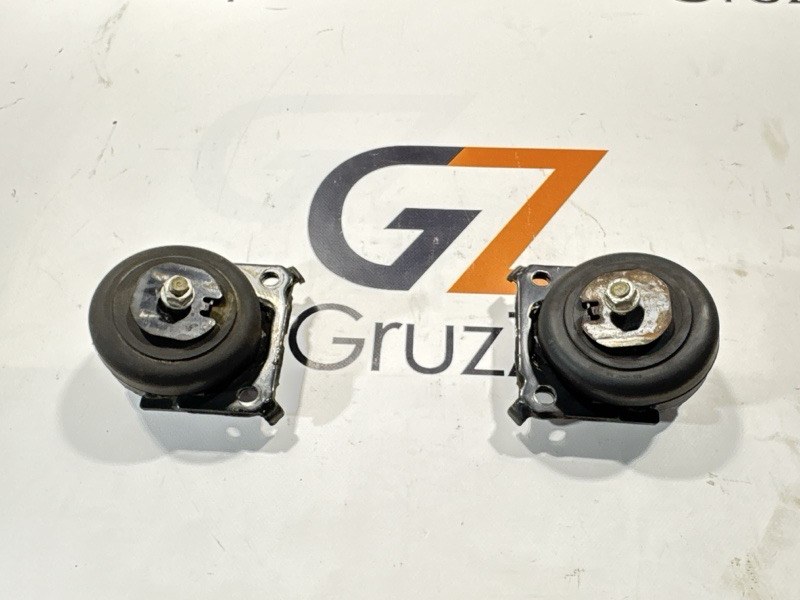 Подушка двигателя Toyota Land Cruiser Prado GRJ120W 1GR-FE 2008 (б/у)