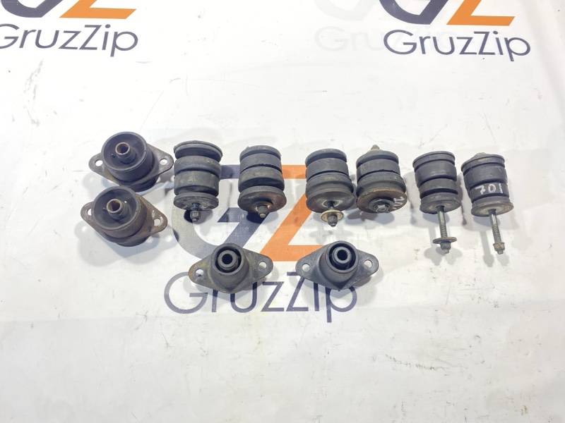 Подушка кузова Toyota Land Cruiser HDJ101K 1HDFT 1998 (б/у)