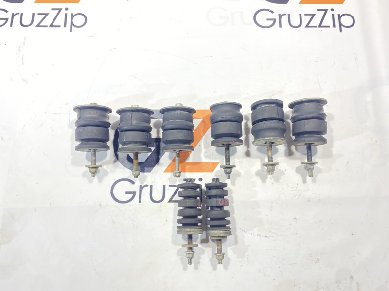 Подушка кузова Toyota Land Cruiser Prado GRJ120W 1GR-FE 2008 (б/у)