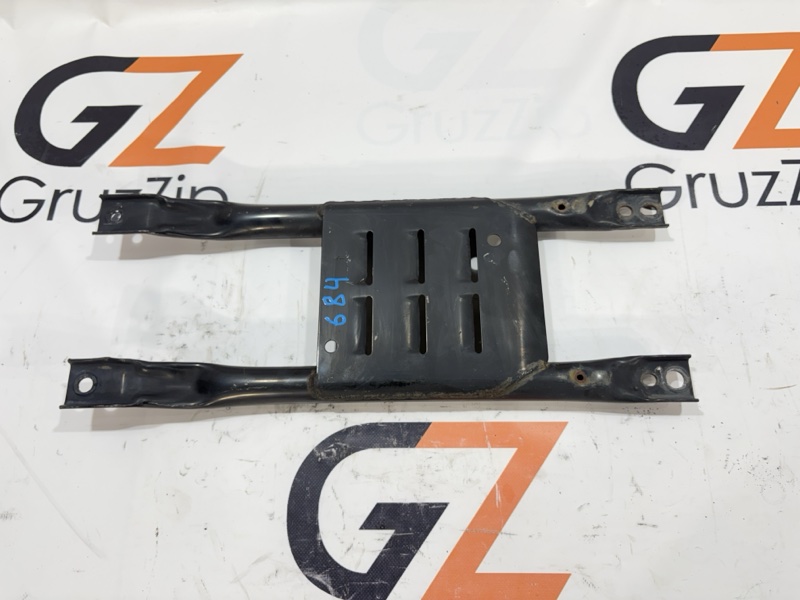 Защита КПП Toyota Land Cruiser URJ202W 1UR-FE 2015 (б/у)