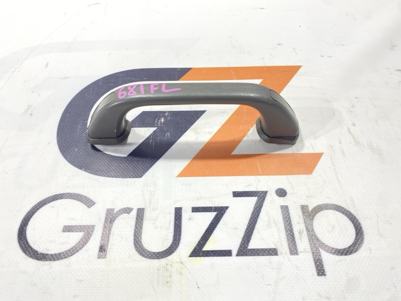 Ручка салона Isuzu Bighorn USB69GW 4JG2 1996 передняя левая (б/у)