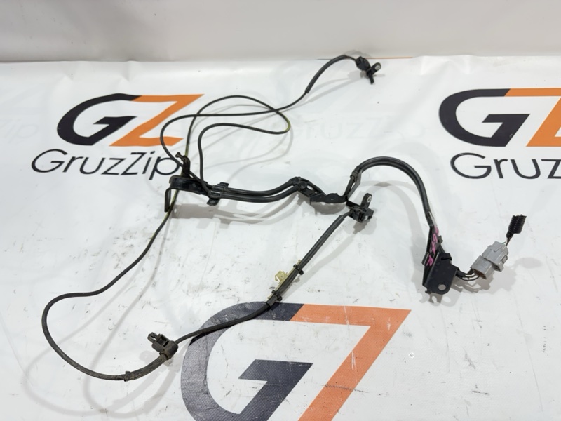 Датчик abs Toyota Land Cruiser UZJ200W 2UZ-FE 2008 (б/у)