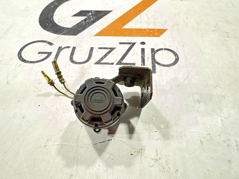 Сигнал Заднего ХОДА Isuzu Giga CXZ71 10PD1 1990 (б/у)