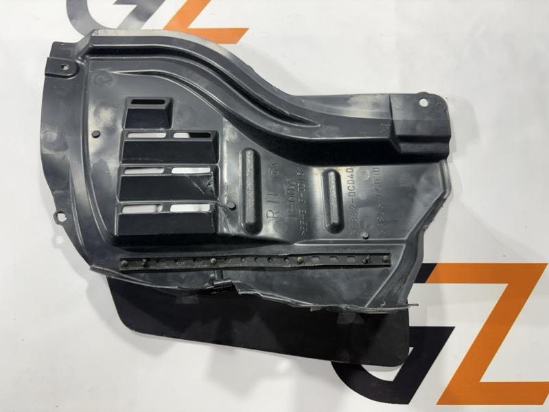 Подкрылок Toyota Sequoia USK65 3URFBE 2010 передний правый (б/у)