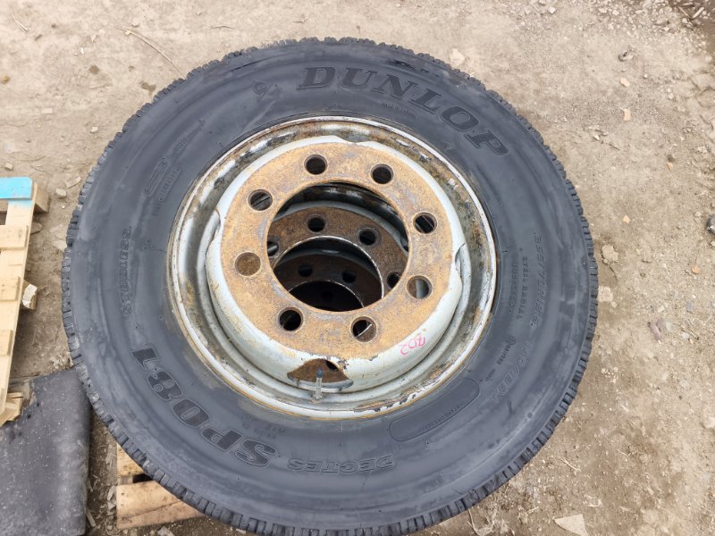 Шина 265/70 R19.5 Isuzu Forward FSR33 6HH1 2000 (б/у)