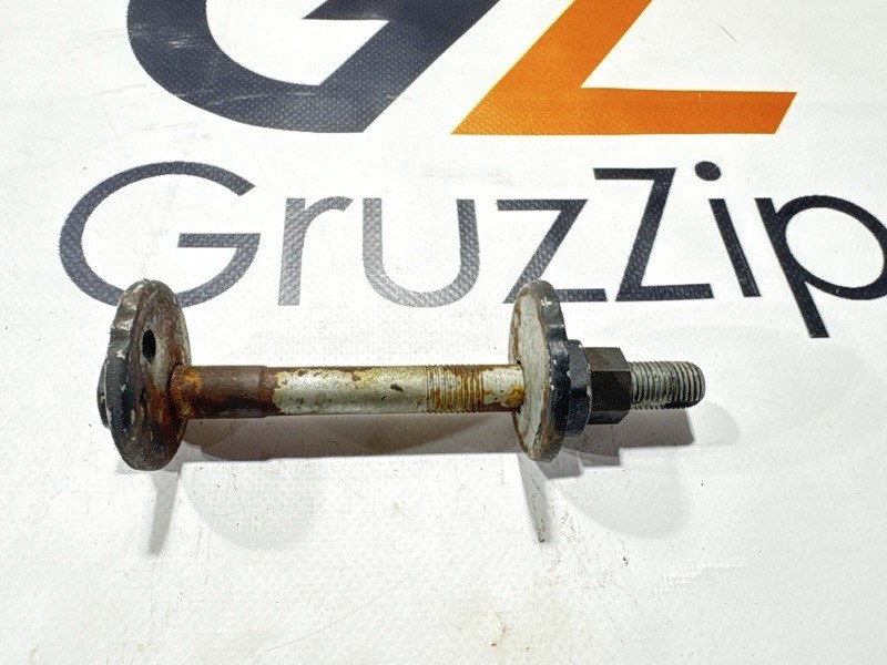 Болт эксцентрик Toyota Land Cruiser HDJ101K 1HDFT 1998 (б/у)