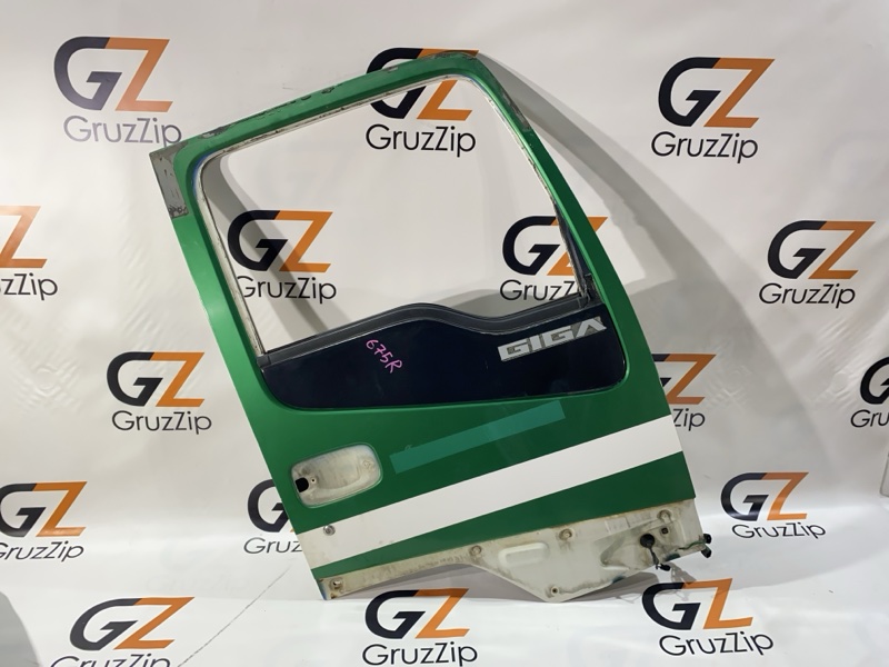 Дверь Isuzu Giga CXZ81K2 10PE1 1998 правая (б/у)