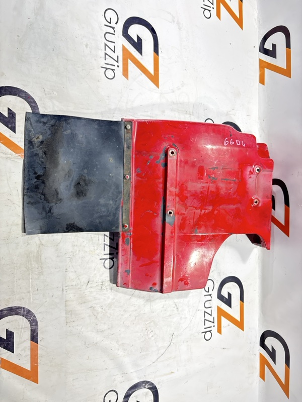 Подкрылок Isuzu Giga CYJ50W2 6WA1 1998 левый (б/у)