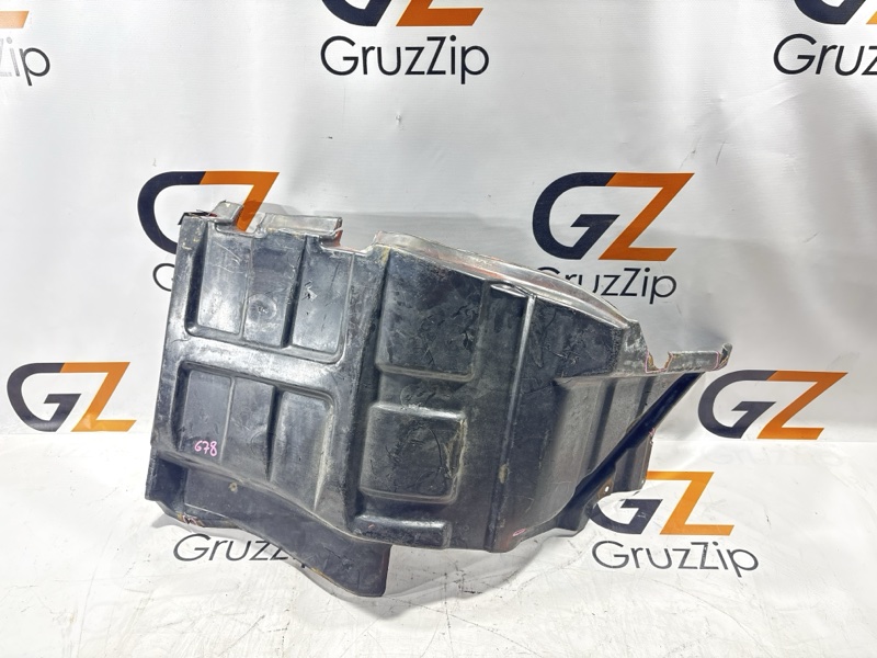 Подкрылок Isuzu Giga CXZ71 10PD1 1990 (б/у)