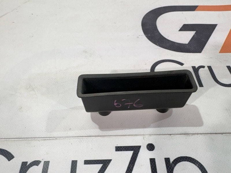 Ручка двери внутренняя Isuzu Giga CXZ72 12PD1 1992 левая (б/у)