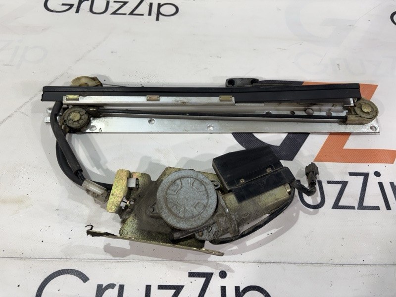 Мотор стеклоподъемника Isuzu Giga CXZ72 12PD1 1992 (б/у)