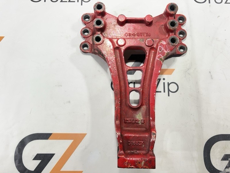 Крепление стабилизатора Isuzu Giga CYJ50W2 6WA1 1998 (б/у)