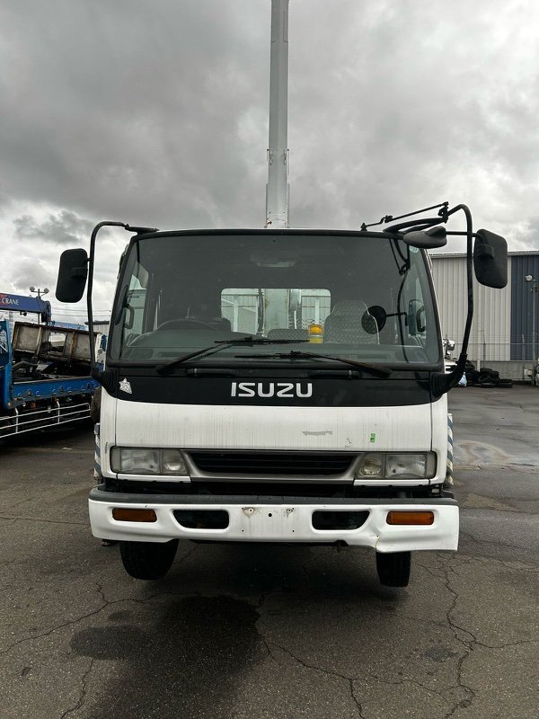 Автомобиль Isuzu Forward FRR33 6HH1 1999 года в разбор