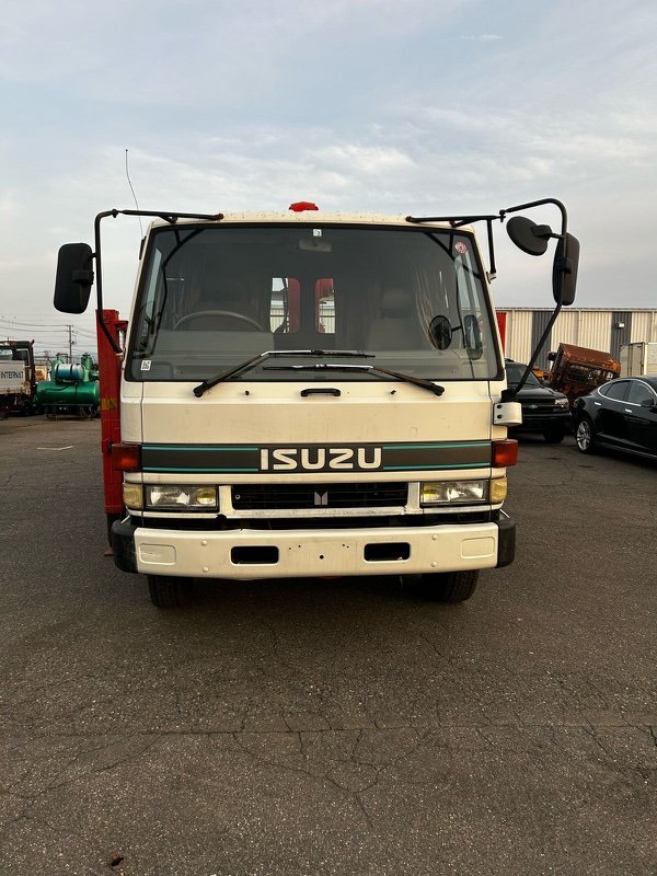Автомобиль Isuzu Forward FRR32 6HE1 1993 года в разбор