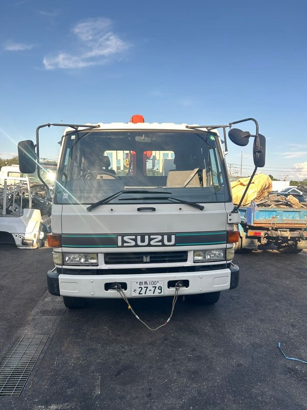 Автомобиль Isuzu Forward FRR32 6HE1 1992 года в разбор