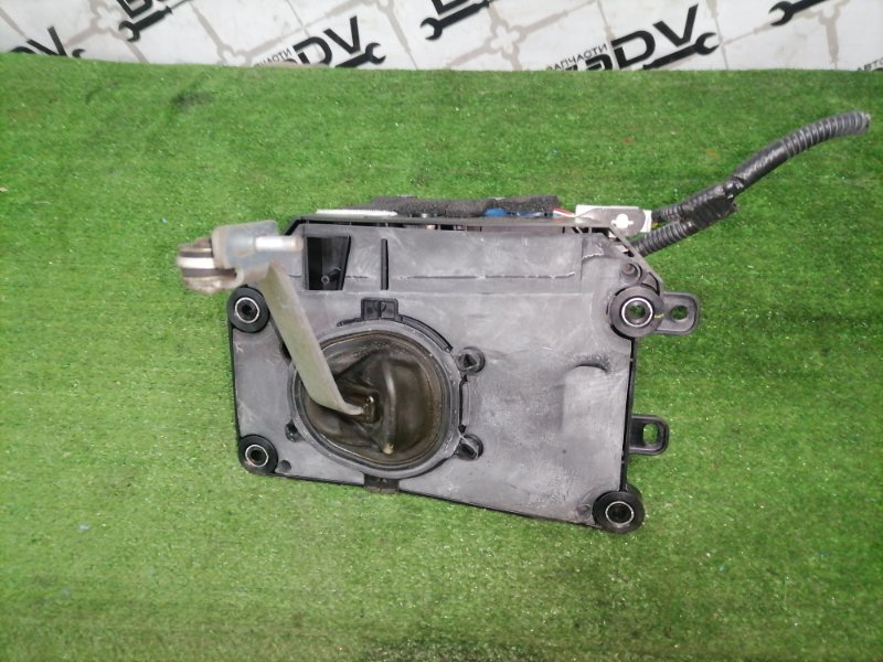 Селектор акпп LS600h 2007.06 UVF45 2UR-FSE Селектор акпп LS600h 2007.06 UVF45 2UR-FSE