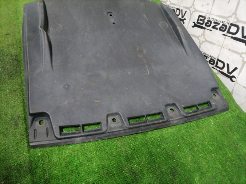 Защита днища кузова задняя LS600h 2007.06 UVF45 2UR-FSE Защита днища кузова задняя LS600h 2007.06 UVF45 2UR-FSE