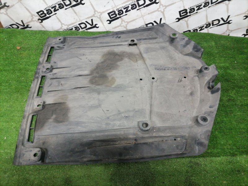 Защита днища кузова задняя LS600h 2007.06 UVF45 2UR-FSE Защита днища кузова задняя LS600h 2007.06 UVF45 2UR-FSE