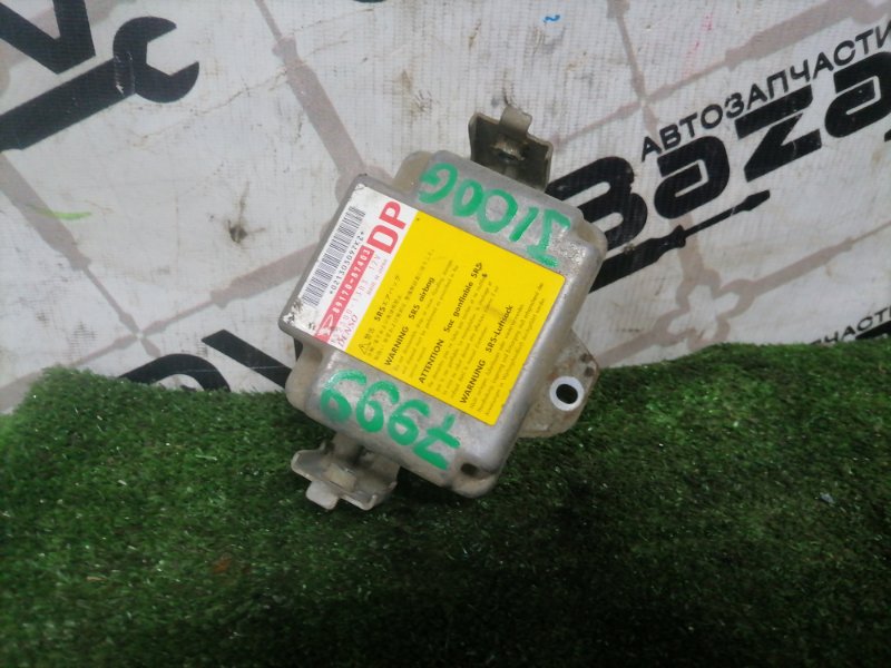 Запчасть блок управления аирбаг Daihatsu Terios 1997 J100G HC-EJ 89170-87403 Б/У Блок управления аирбаг Daihatsu Terios 1997 J100G HC-EJ 89170-87403 Б/У