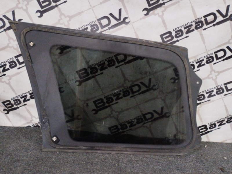 Стекло собачника правое ESCUDO TX92W