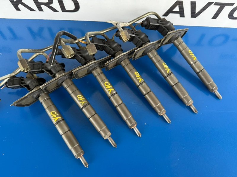 Топливная форсунка AUDI A4 8EC ASB