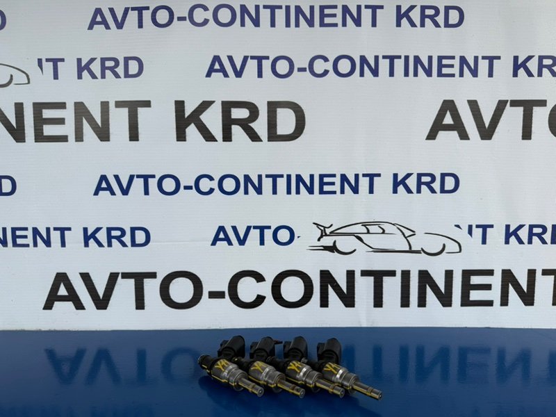 Топливная форсунка AUDI A4 8ED AUK 06E906036C контрактная