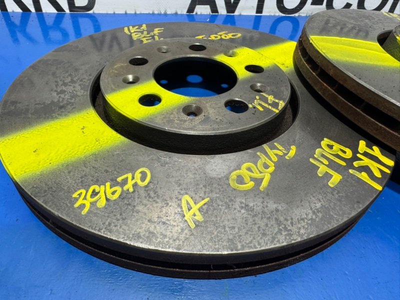 Диск тормозной передний Golf 1K1 BLF