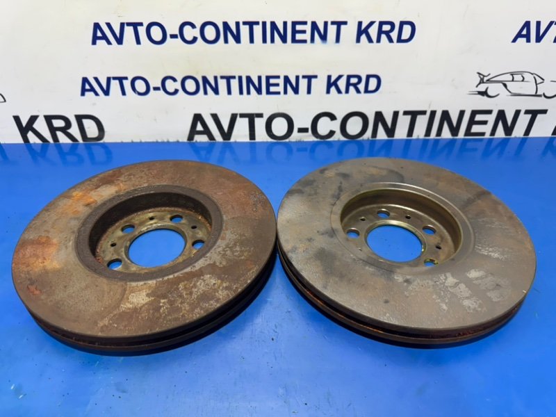 Диск тормозной передний Golf 1K1 BLF