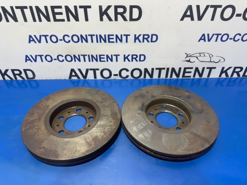 Диск тормозной передний Golf 1K1 BLF