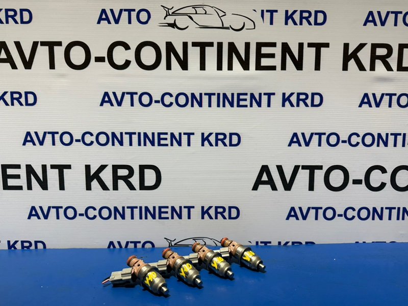 Топливная форсунка Mitsubishi Aspire EA7A 4G94 MR560553 контрактная