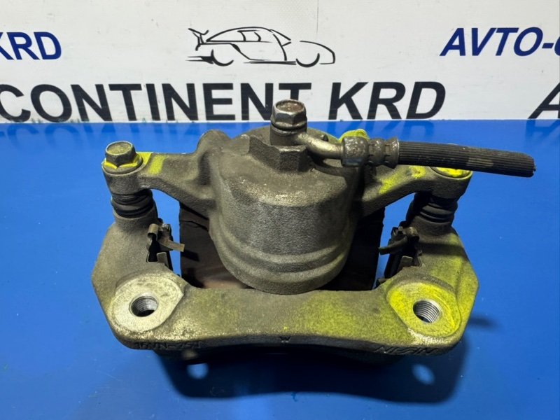 Суппорт тормозной передний правый Stepwgn RP5 LFA