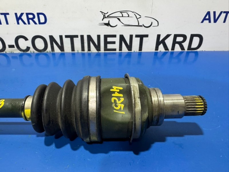 Привод передний правый Daihatsu YRV M201G K3-VE