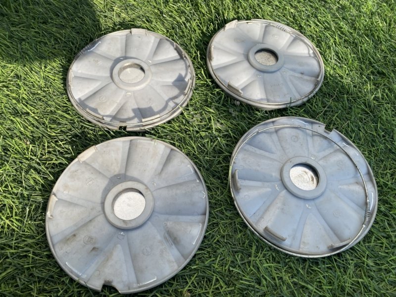 Комплект литых дисков Комплект литых дисков